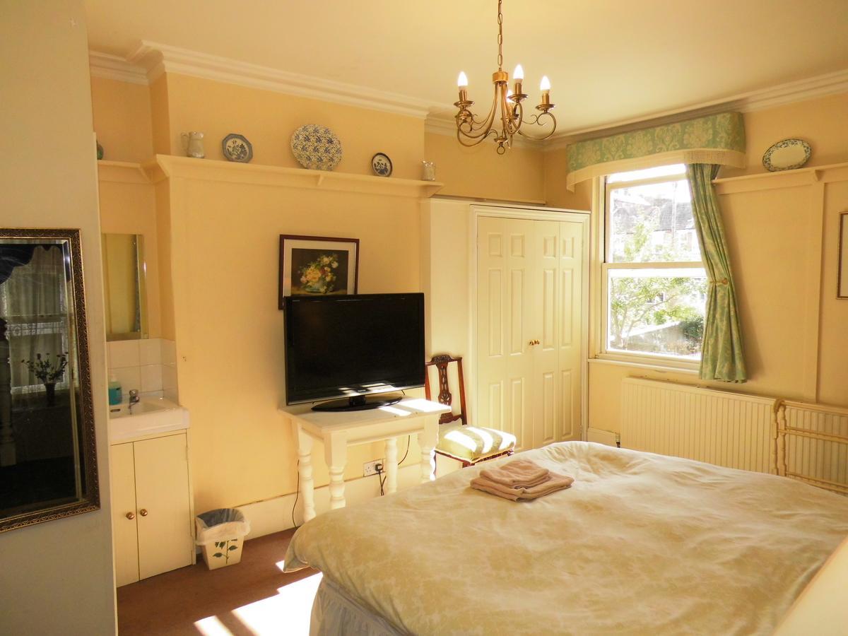 Greystones Bed And Breakfast Rochester (Kent) Exteriör bild